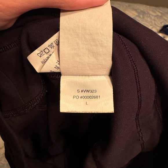 Vuori Daily Legging, regular length, size L - Picture 2 of 6